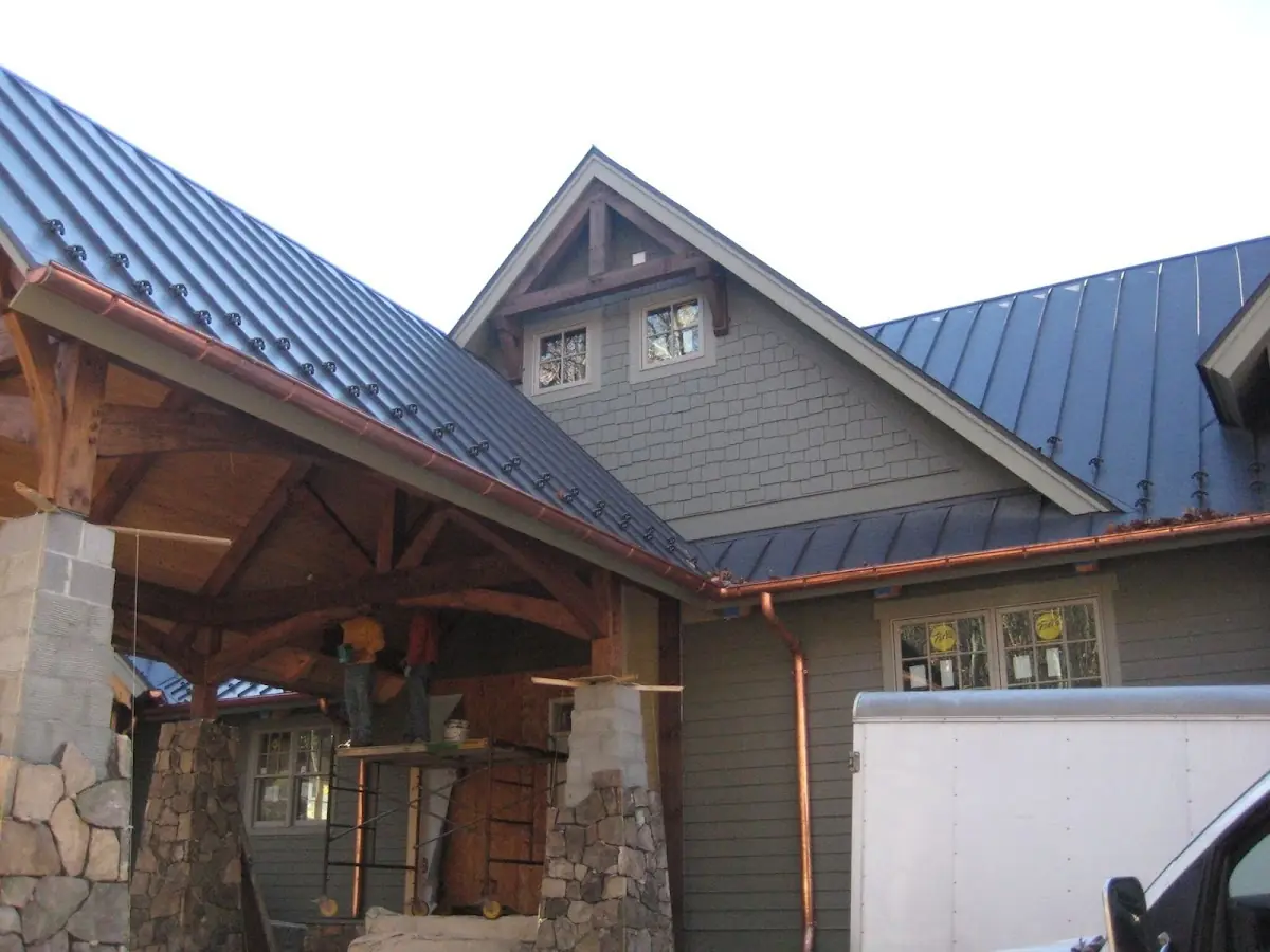 Craftsman Roofing team delivering quality roofing work in Mansfield Square